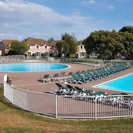 Beautiful House With Pool In Talmont-saint-hilaire * Saint-Hilaire-de-Talmont